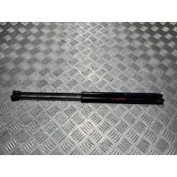 SIŁOWNIKI KLAPY BAGAŻNIKA KOMPLET HYUNDAI BAYON 21-