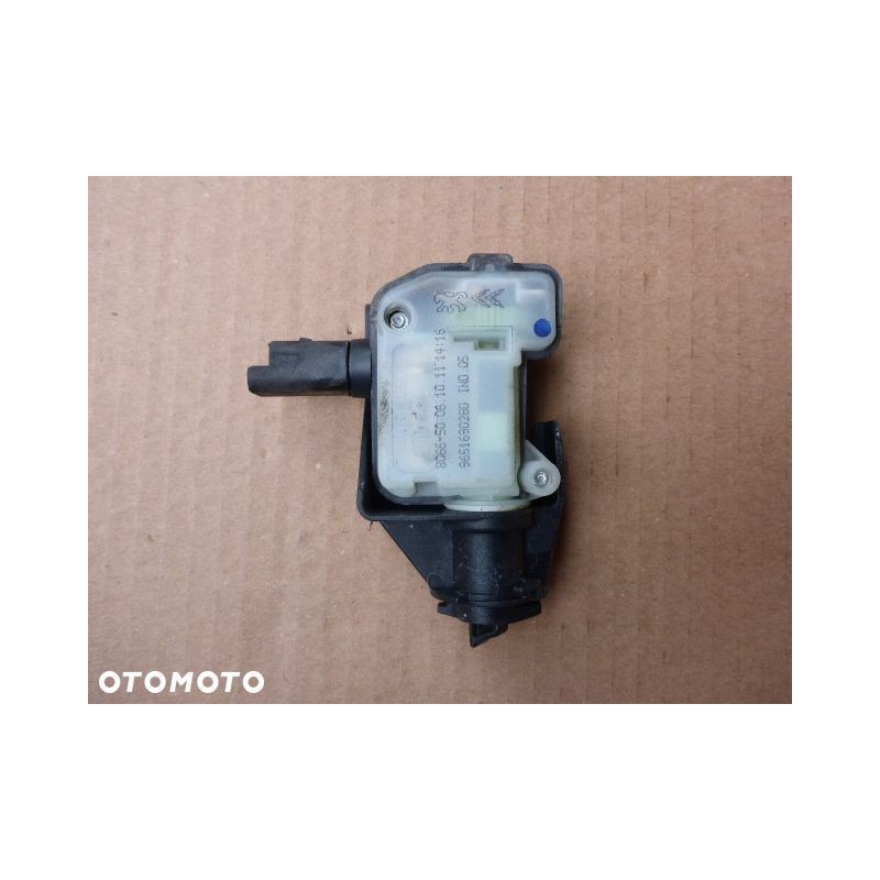 SIŁOWNIK ZAMEK KLAPKI WLEWU PALIWA CITROEN DS4