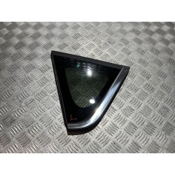 SZYBA KAROSERYJNA LEWY TYŁ HYUNDAI BAYON 21-