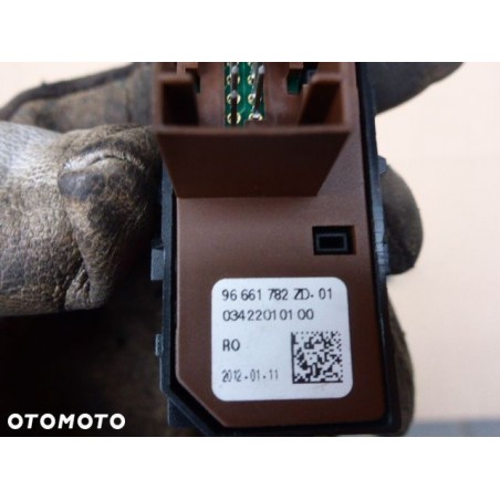 PANEL PRZEŁĄCZNIK SOS PEUGEOT 508 96661782