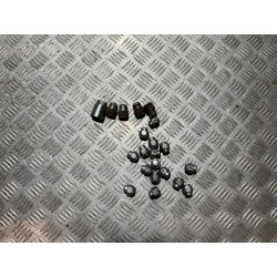 ŚRUBY ZABEZPIECZAJĄCE KOŁA ZŁODZIEJKI MAZDA CX-5 II KF 17-