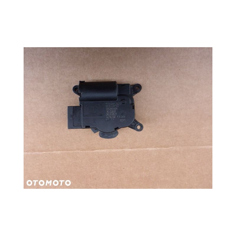 SILNICZEK NAGRZEWNICY PEUGEOT 3008 1.6 16V 09-