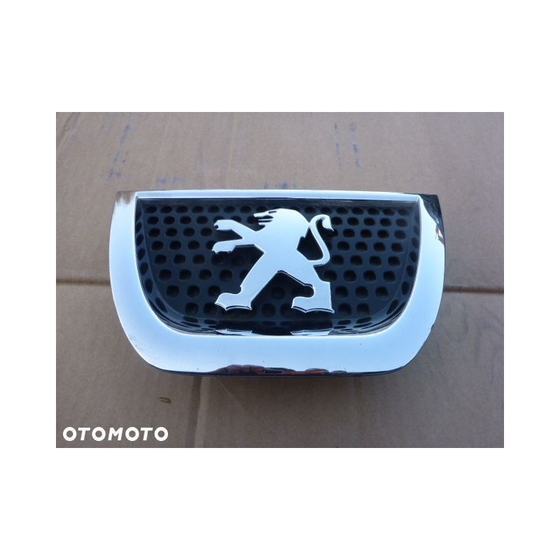 ZNACZEK EMBLEMAT ZDERZAKA LOGO PEUGEOT 3008 2009-