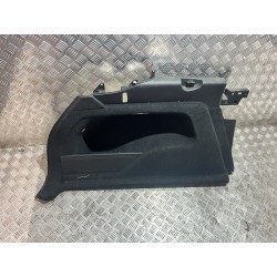 BOCZEK BAGAŻNIKA LEWY VW TOUAREG II 10- 7P6863819