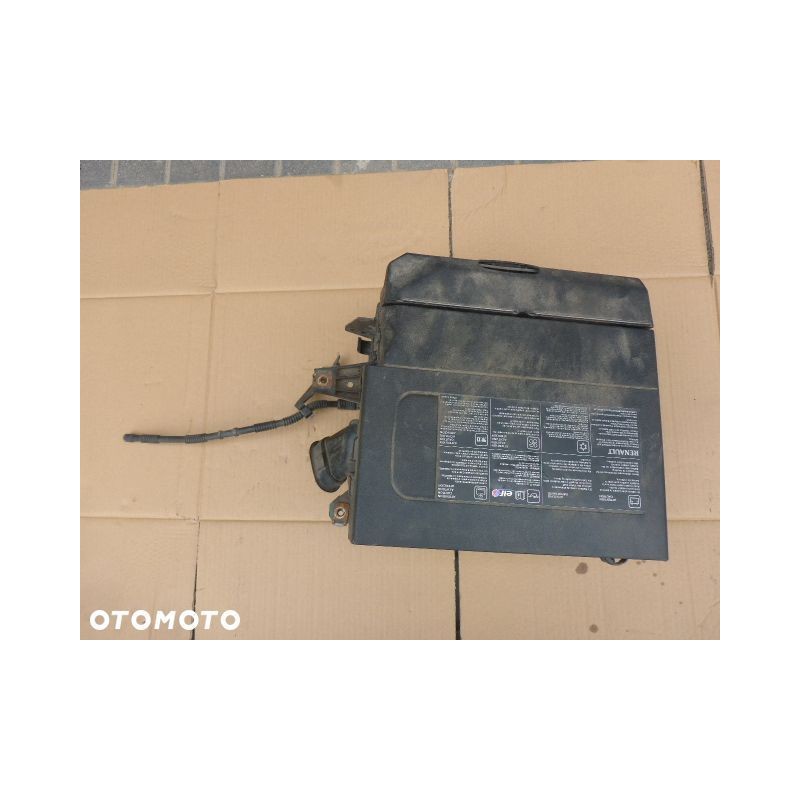 PODSTAWA AKUMULATORA RENAULT MEGANE III 3 1.6 16V