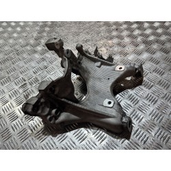 ŁAPA WSPORNIK SILNIKA PRAWA AUDI A4 B9 15- 2.0 TDI 8W0399296E