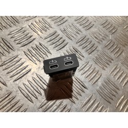 PANEL GNIAZDO PORT USB BMW 1 F40 19-