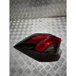 LAMPA LEWY TYŁ W BŁOTNIK TOYOTA RAV4 V 19-