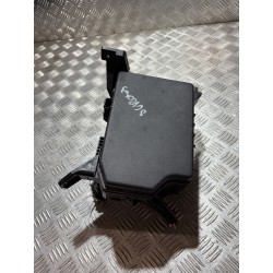 OBUDOWA SKRZYNKA BEZPIECZNIKÓW SUZUKI SX4 S-CROSS II 21- 1.4 HYBRYDA