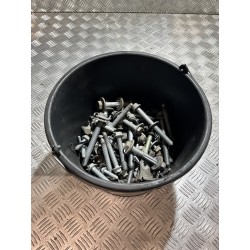 ŚRUBY ŚRUBKI NAKRĘTKI DEMONTAŻ SKODA ENYAQ