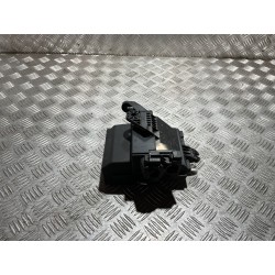 SKRZYNKA OBUDOWA BEZPIECZNIKÓW NISSAN MICRA V K14 17-