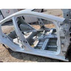 PRÓG PRAWY ĆWIARTKA NISSAN MICRA V K14 17-