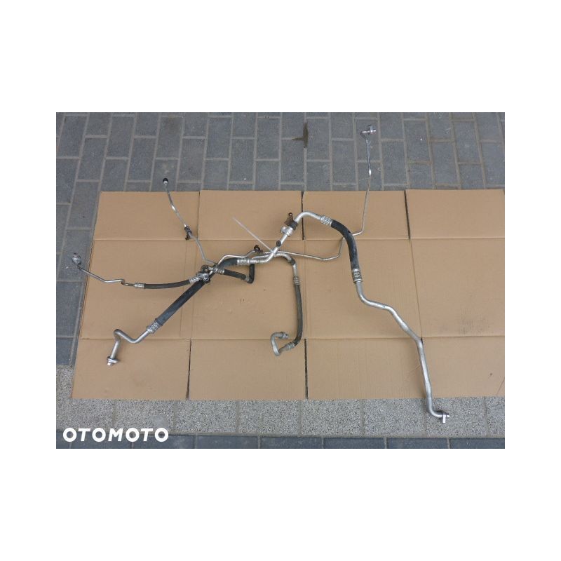 PRZEWODY KLIMATYZACJI RENAULT MEGANE III 1.6 16V