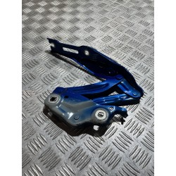 ZAWIAS MASKI PRAWY SKODA KAMIQ 19- 654823302