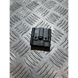 GNIAZDO PORT USB C SKODA KAMIQ 19- 3G5035718A