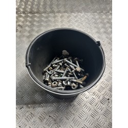 ŚRUBY ŚRUBKI NAKRĘTKI DEMONTAŻ VW PASSAT B8 14-