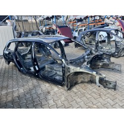 ĆWIARTKA PODŁUŻNICA PRZÓD PRAWA VW PASSAT B8 14- LC9X