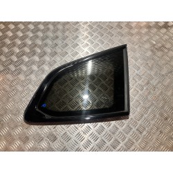 SZYBA KAROSERYJNA PRAWY TYŁ LISTWA BMW X1 U11 2023 R