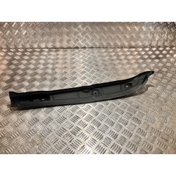 WYGŁUSZENIE BŁOTNIKA PRAWEGO BMW X1 U11 22-