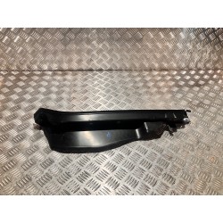 WYGŁUSZENIE BŁOTNIKA PRAWEGO GÓRNE OSŁONA BMW X1 U11 22-