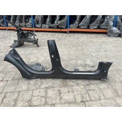PRÓG PRAWY DŁUGO CIĘTY FORD FOCUS IV MK4 18- HB