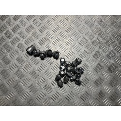 ŚRUBY ZABEZPIECZAJĄCE KOŁA ZŁODZIEJKI HYUNDAI I20 III 20-