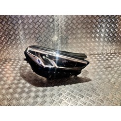 LAMPA PRAWY PRZÓD REFLEKTOR BMW X1 U11 22- UK