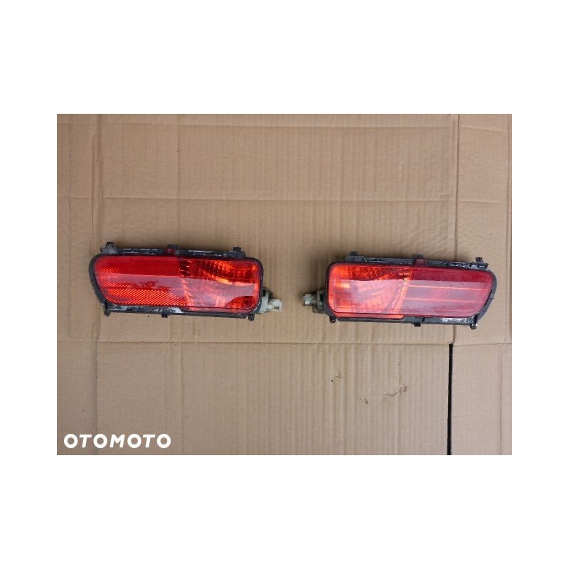 LAMPA ZDERZAKA TYŁ CITROEN C4 GRAND PICASSO 06-