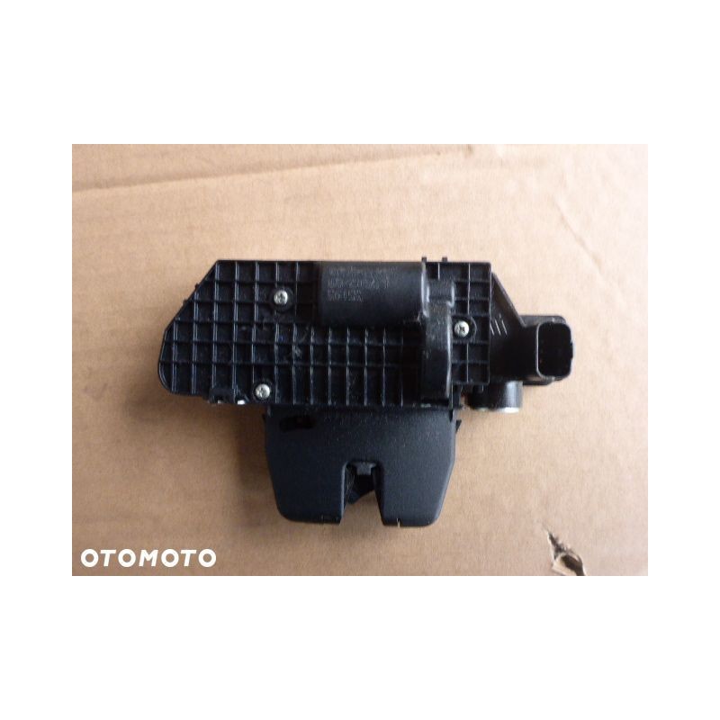 ZAMEK KLAPY TYLNEJ BAGAŻNIKA CITROEN C3 10-