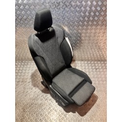 FOTEL PRAWY PRZÓD BMW X1 U11 22- UK