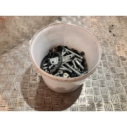 ŚRUBY ŚRUBKI SPINKI Z DEMONTAŻU AUTA BMW X1 U11 22-