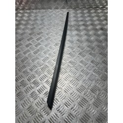 LISTWA SZYBY CZOŁOWEJ PRAWA AUDI A5 F5 16- 8W6854328B