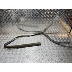 USZCZELKA PROGOWA PRAWA FORD PUMA MK2 19- L1TB-S20758-AB