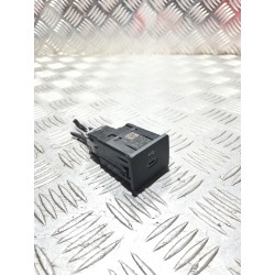 GNIAZDO PORT USB HUB FORD PUMA II MK2 19- M1TT-14F014-AC