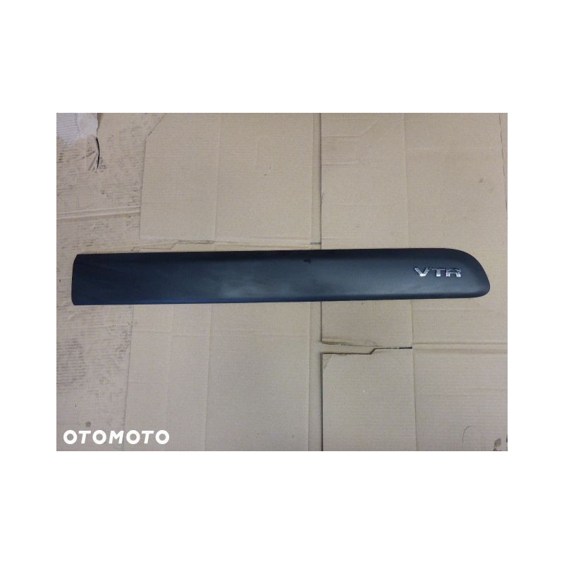 LISTWA DRZWI PRAWY PRZÓD CITROEN C3 PICASSO