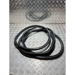 USZCZELKA KAROSERYJNA DRZWI LEWA LEWY PRZÓD OPEL MOKKA B II 20-