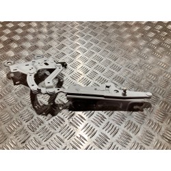 ZAWIAS MASKI LEWY BMW X1 F48 2015-