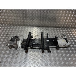 BELKA PODPORA SILNIKA ELEKTRYCZNEGO E-C4 C4 III 20- 9826322080