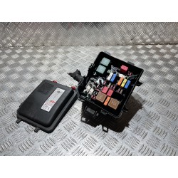 SKRZYNKA BEZPIECZNIKÓW OBUDOWA MODUŁ OPEL MOKKA B II 20- ELEKTRYK