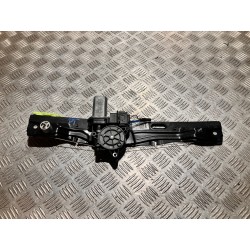 PODNOŚNIK SZYBY DRZWI PRAWY TYŁ BMW X1 F48 2015-