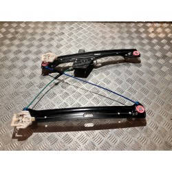 PODNOŚNIK SZYBY DRZWI PRAWY PRZÓD BMW X1 F48 2015-