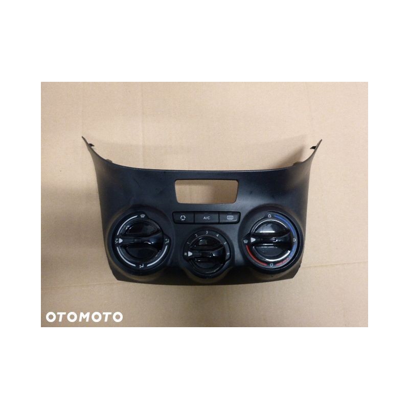 PANEL KLIMATYZACJI NAWIEWU PEUGEOT 208 2008
