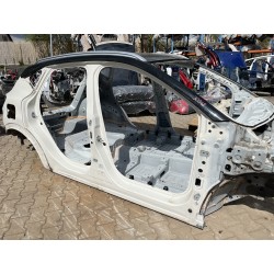 PRÓG PRAWY ĆWIARTKA RENAULT CAPTUR II 19-