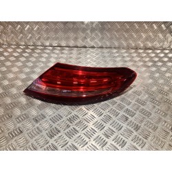 LAMPA KAROSERYJNA W BŁOTNIK PRAWA MERCEDES W205 C205 COUPE