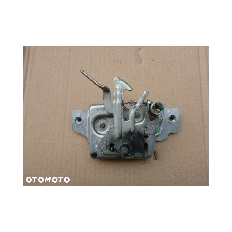 ZAMEK MASKI RENAULT CLIO III 8201004024