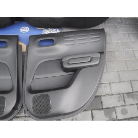 BOCZKI DRZWI PRAWY LEWY TYŁ C3 AIRCROSS 18-