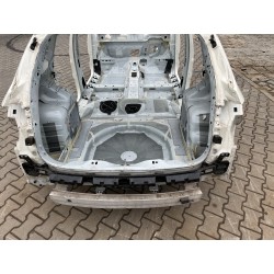 PAS TYLNY WANNA BELKA JEEP COMPASS II 16- BRIGHT WHITE
