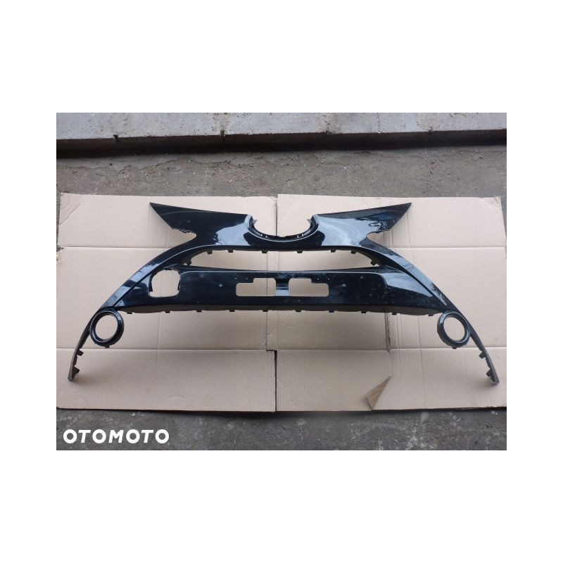 ATRAPA GRILL ZDERZAK PRZÓD TOYOTA AYGO 2014-
