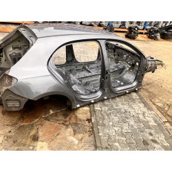 PRÓG PRAWY DŁUGO CIĘTY MERCEDES A KLASA W177 18- HB LAKIER 787