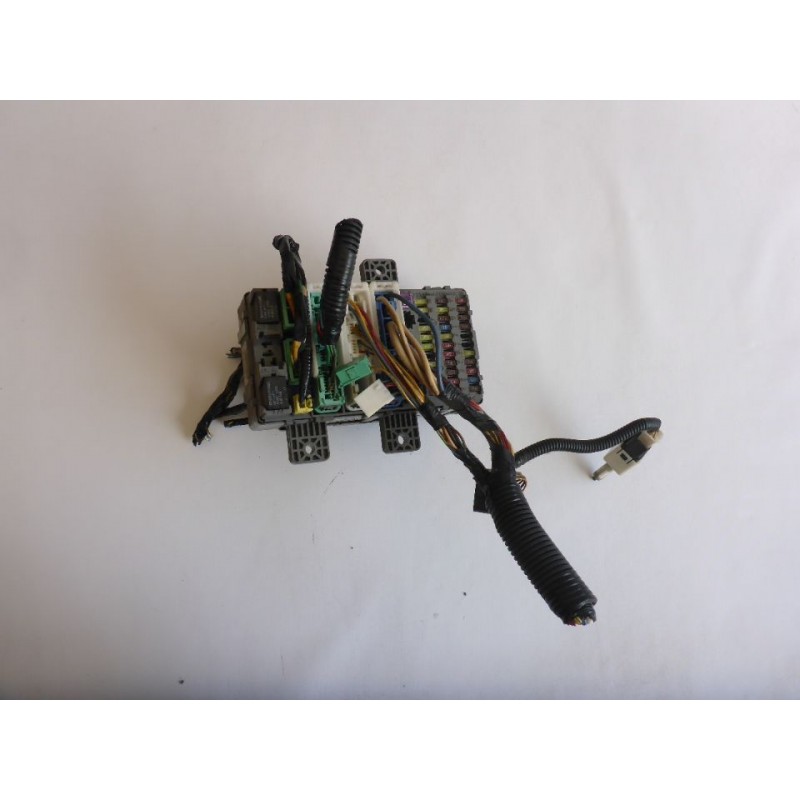 SKRZYNKA BEZPIECZNIKÓW HONDA CIVIC VIII UFO 06-11R  2.2 SE